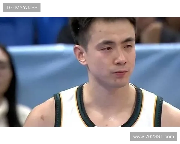 乌戈二阵扭局赵继伟寄语球迷